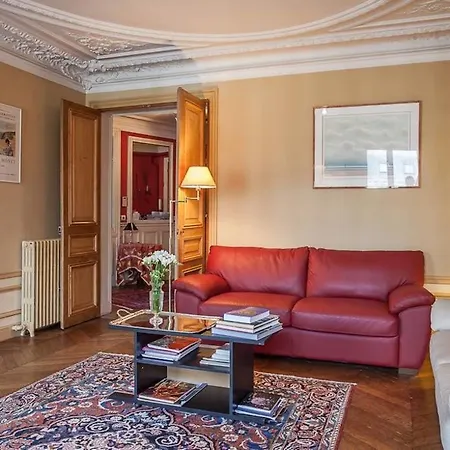 Pleyel - Spacious 5th Floor Views Apartmán