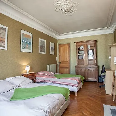 Pleyel - Spacious 5th Floor Views *